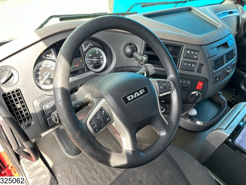 DAF XF 530 EURO 6, Standairco, PTO - Cabeza tractora: foto 5 DAF XF 530 EURO 6, Standairco, PTO - Cabeza tractora: foto 5