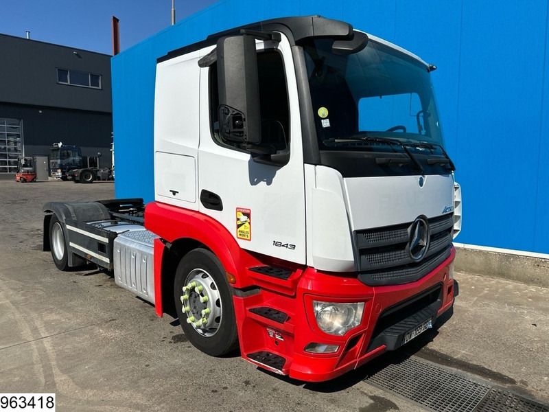 Mercedes-Benz Actros 1843 EURO 6, Retarder, Lohr, Standairco - Cabeza tractora: foto 3 Mercedes-Benz Actros 1843 EURO 6, Retarder, Lohr, Standairco - Cabeza tractora: foto 3