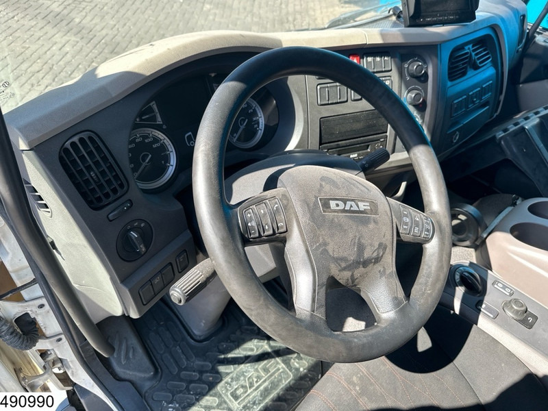 DAF LF 210 EURO 6, Dhollandia - Camión caja cerrada: foto 5 DAF LF 210 EURO 6, Dhollandia - Camión caja cerrada: foto 5