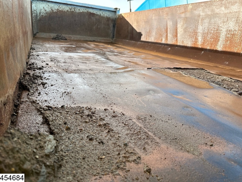 MAN TGA 26 390 6x4, Manual, Steel suspension - Camión volquete: foto 4 MAN TGA 26 390 6x4, Manual, Steel suspension - Camión volquete: foto 4