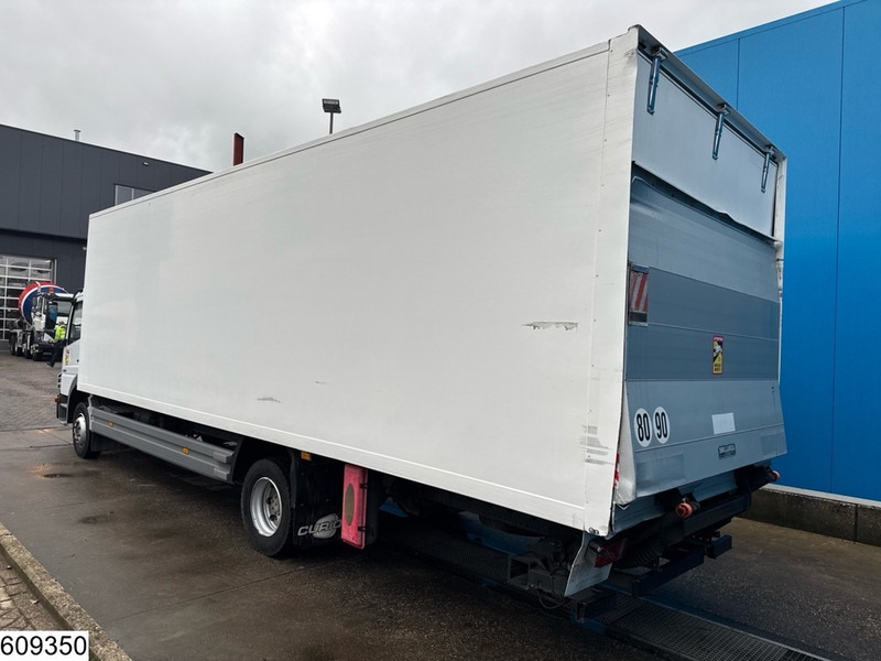 Mercedes-Benz Atego 1224 EURO 5, Manual, Dhollandia - Camión caja cerrada: foto 4 Mercedes-Benz Atego 1224 EURO 5, Manual, Dhollandia - Camión caja cerrada: foto 4