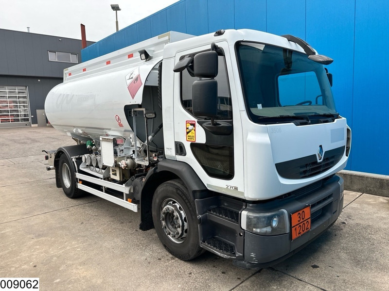 Renault Premium 270 EURO 5, Fuel, 13.390 Liter, 4 Comp - Camión cisterna: foto 3 Renault Premium 270 EURO 5, Fuel, 13.390 Liter, 4 Comp - Camión cisterna: foto 3