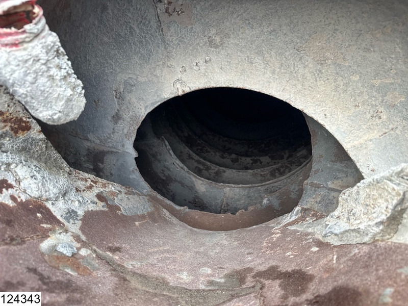 Camión hormigonera Scania P 380 5x Available, 8x4, EURO 4, CIFA, 9m3: foto 13 Camión hormigonera Scania P 380 5x Available, 8x4, EURO 4, CIFA, 9m3: foto 13