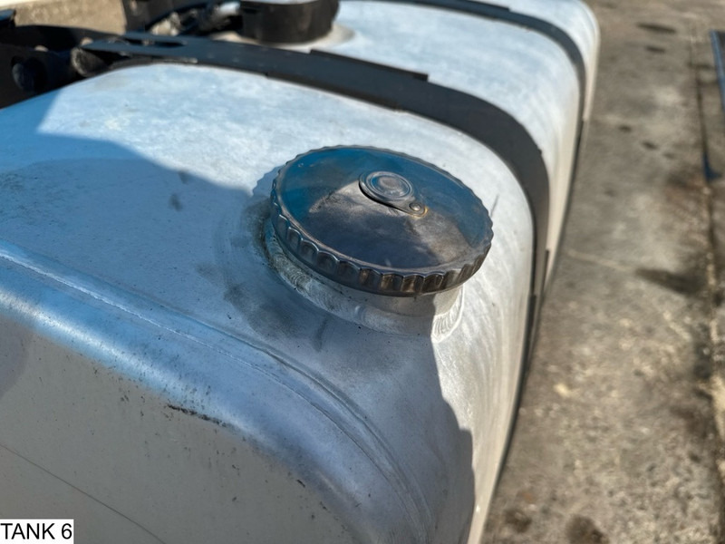 Universeel Brandstoftank - Depósito de combustible para Camión: foto 4 Universeel Brandstoftank - Depósito de combustible para Camión: foto 4