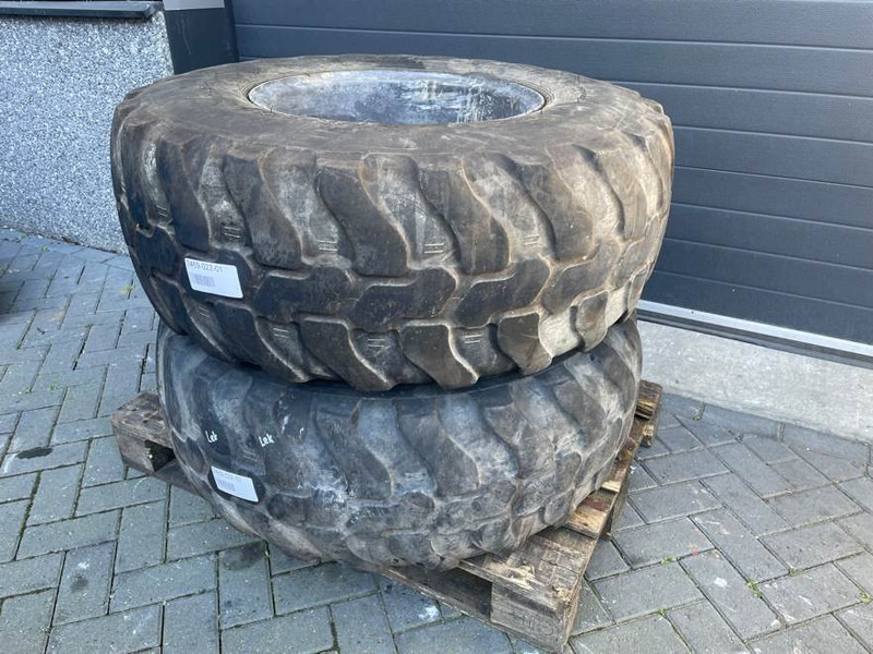 Ahlmann AZ85-Dunlop 405/70R20 (16/70R20)-Tire/Reifen/Band - Neumáticos y llantas para Maquinaria de construcción: foto 2 Ahlmann AZ85-Dunlop 405/70R20 (16/70R20)-Tire/Reifen/Band - Neumáticos y llantas para Maquinaria de construcción: foto 2