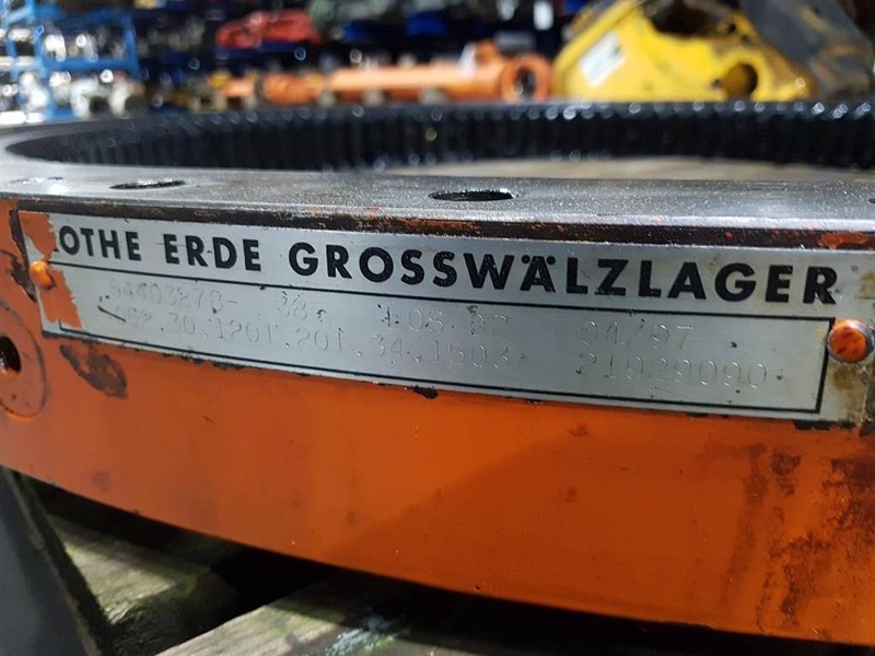 Atlas 1704MH-64403278-Slewing ring/Drehkranz/Draaikrans - Bastidor/ Chasis: foto 3 Atlas 1704MH-64403278-Slewing ring/Drehkranz/Draaikrans - Bastidor/ Chasis: foto 3