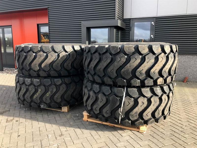 Banden/Reifen/Tires 26.5R25 XHA - Tyre/Reifen/Band - Neumáticos y llantas para Maquinaria de construcción: foto 1 Banden/Reifen/Tires 26.5R25 XHA - Tyre/Reifen/Band - Neumáticos y llantas para Maquinaria de construcción: foto 1