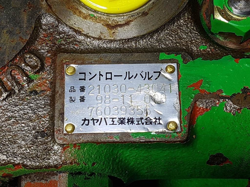 FIAT-HITACHI 21030-43041 - Hitachi W110 A - Valve/Ventiel - Hidráulica: foto 3 FIAT-HITACHI 21030-43041 - Hitachi W110 A - Valve/Ventiel - Hidráulica: foto 3