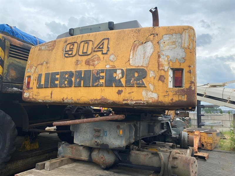 Liebherr A 904 (For parts) - Excavadora de ruedas: foto 4 Liebherr A 904 (For parts) - Excavadora de ruedas: foto 4