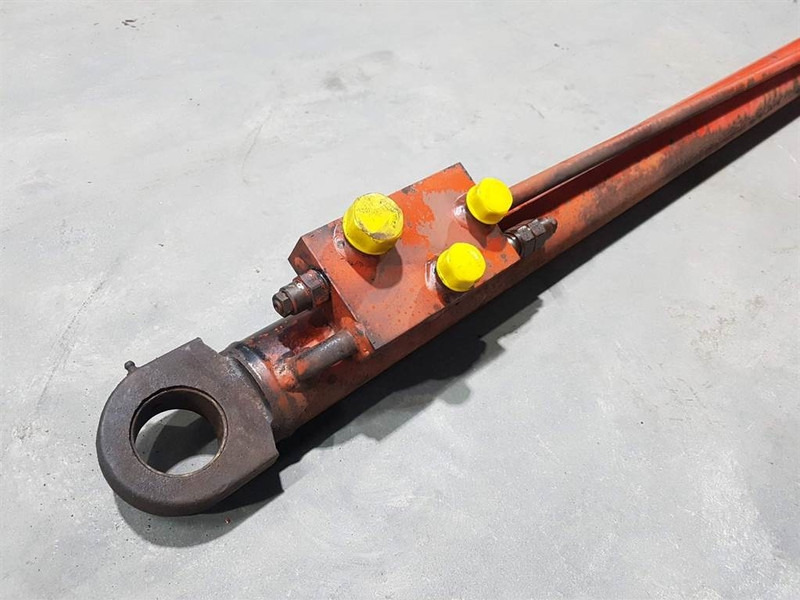 Manitou MLA627 - Synchronous cylinder/Gleichlaufzylinder - Hidráulica: foto 2 Manitou MLA627 - Synchronous cylinder/Gleichlaufzylinder - Hidráulica: foto 2