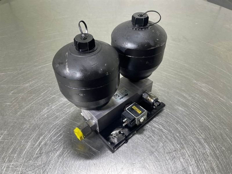 Mecalac 12MTX-4108214A-Stabilising module - Hidráulica para Maquinaria de construcción: foto 2 Mecalac 12MTX-4108214A-Stabilising module - Hidráulica para Maquinaria de construcción: foto 2