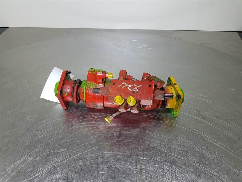 Merlo P35-13EVS - Steering cylinder/Lenkzylinder - Hidráulica: foto 1 Merlo P35-13EVS - Steering cylinder/Lenkzylinder - Hidráulica: foto 1