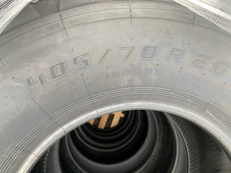Mitas 405/70R20 (16/70R20) - Tyre/Reifen/Band - Neumático para Maquinaria de construcción: foto 5 Mitas 405/70R20 (16/70R20) - Tyre/Reifen/Band - Neumático para Maquinaria de construcción: foto 5