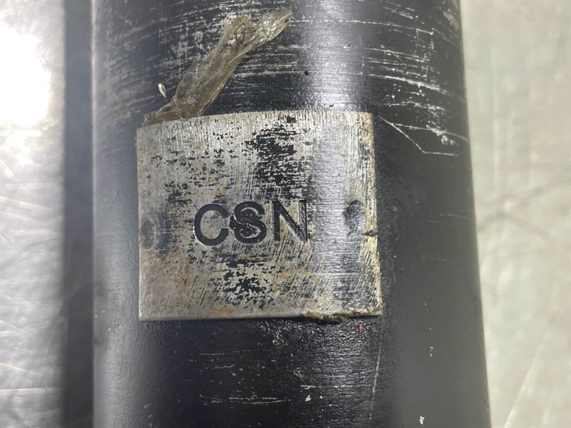 New Holland W110C - CSN - Propshaft/Gelenkwelle/Cardanas - Eje y piezas para Maquinaria de construcción: foto 4 New Holland W110C - CSN - Propshaft/Gelenkwelle/Cardanas - Eje y piezas para Maquinaria de construcción: foto 4