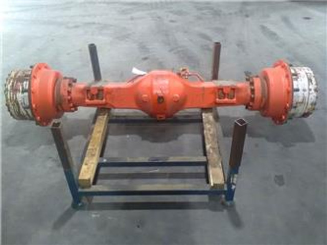 O & K 4920775 - O&K L 15 I - Axle/Achse/As - Eje y piezas para Maquinaria de construcción: foto 1 O & K 4920775 - O&K L 15 I - Axle/Achse/As - Eje y piezas para Maquinaria de construcción: foto 1