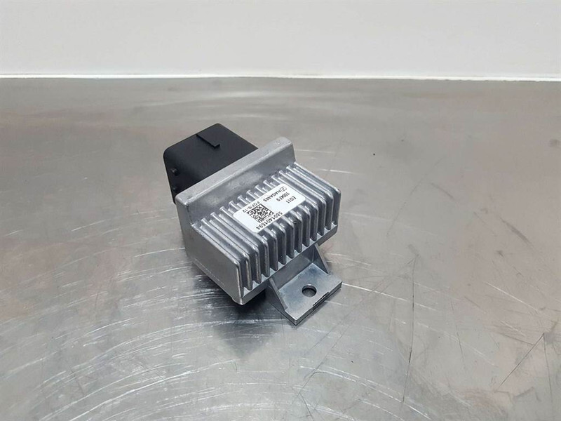 Perkins 854E-E34TA-5801401694-Relay/Relais/Glow plug - Sistema eléctrico para Maquinaria de construcción: foto 1 Perkins 854E-E34TA-5801401694-Relay/Relais/Glow plug - Sistema eléctrico para Maquinaria de construcción: foto 1