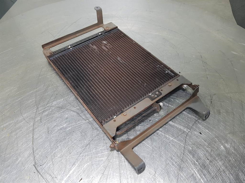 SANDEN MFC-2046AE-Airco condenser/Klimakondensator - Bastidor/ Chasis para Maquinaria de construcción: foto 2 SANDEN MFC-2046AE-Airco condenser/Klimakondensator - Bastidor/ Chasis para Maquinaria de construcción: foto 2