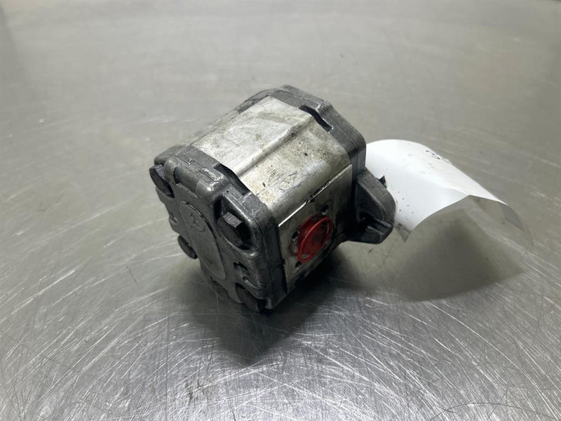 Sauer Danfoss SNP2NN/8,0RNAGSA-Gearpump/Zahnradpumpe - Hidráulica para Maquinaria de construcción: foto 4 Sauer Danfoss SNP2NN/8,0RNAGSA-Gearpump/Zahnradpumpe - Hidráulica para Maquinaria de construcción: foto 4