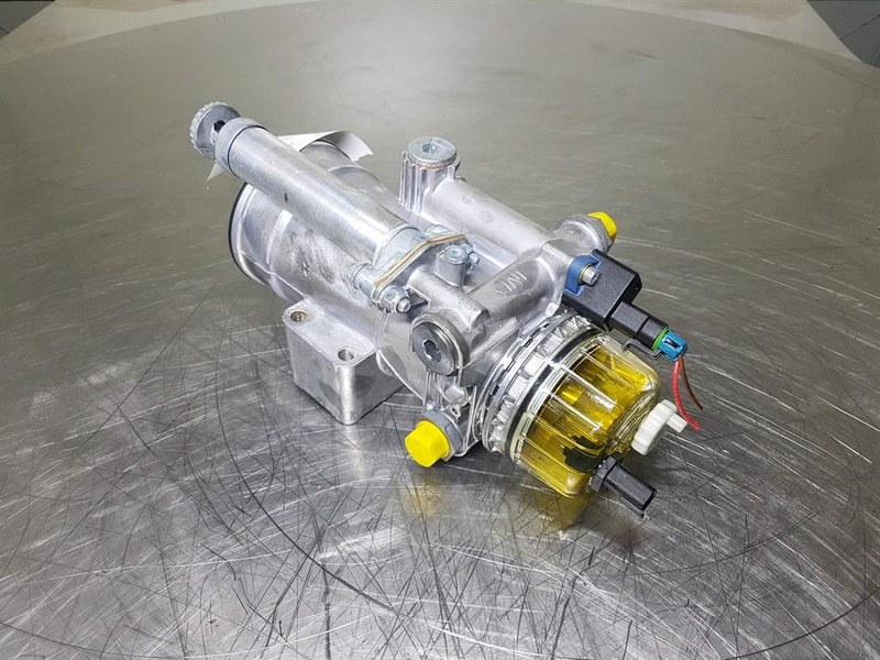 Sennebogen SE1707 - Motor y piezas para Maquinaria de construcción: foto 1 Sennebogen SE1707 - Motor y piezas para Maquinaria de construcción: foto 1