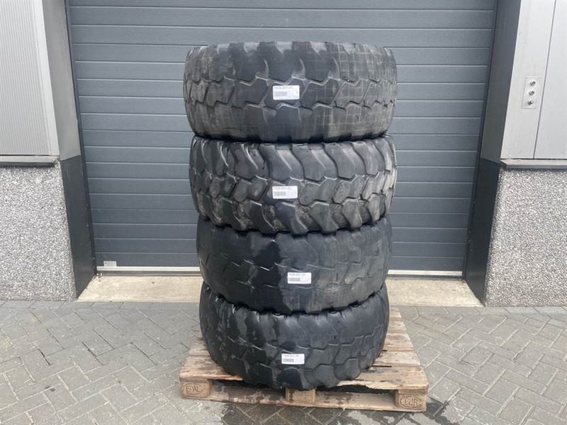 Terex TL120-Barkley 405/70R20-Tire/Reifen/Band - Neumáticos y llantas para Maquinaria de construcción: foto 1 Terex TL120-Barkley 405/70R20-Tire/Reifen/Band - Neumáticos y llantas para Maquinaria de construcción: foto 1