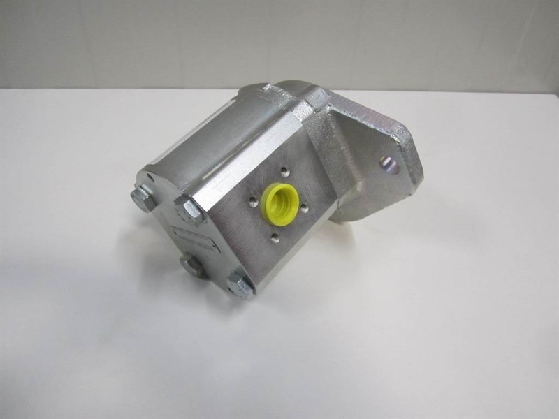 Terex/Yanmar TL70S/TL80/V80 -5090661552-Gearpump/Z - Hidráulica: foto 2 Terex/Yanmar TL70S/TL80/V80 -5090661552-Gearpump/Z - Hidráulica: foto 2