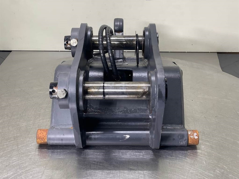 Verachtert CW30 - Quick coupler/Schnellwechsler/Snelwissel - Acoplamiento rápido para Maquinaria de construcción: foto 2 Verachtert CW30 - Quick coupler/Schnellwechsler/Snelwissel - Acoplamiento rápido para Maquinaria de construcción: foto 2