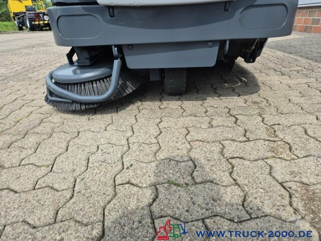 Hako Sweepmaster 1500RH Kehr- Flächen Hallenreiniger - Barredora industrial: foto 2 Hako Sweepmaster 1500RH Kehr- Flächen Hallenreiniger - Barredora industrial: foto 2