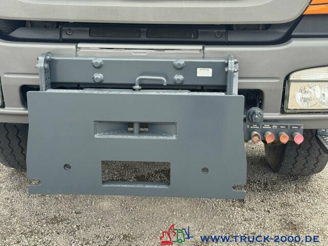 Mercedes-Benz Axor 2133 4x4 Kipper Kran Winterdienstausstat. - Camión volquete, Camión grúa: foto 2 Mercedes-Benz Axor 2133 4x4 Kipper Kran Winterdienstausstat. - Camión volquete, Camión grúa: foto 2