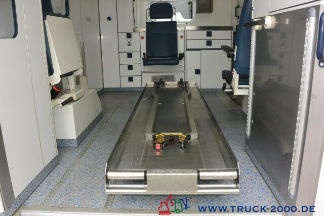 Ambulancia Mercedes-Benz Sprinter 516 CDI Intensiv- Rettung- Krankenwagen: foto 6