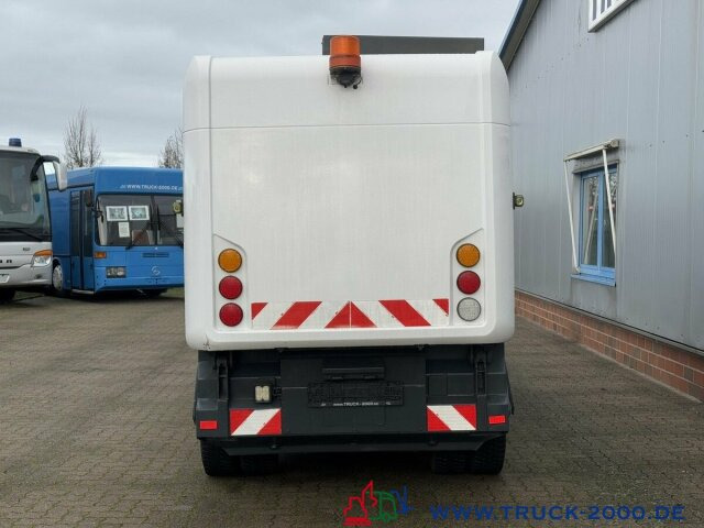 Ravo 540 3 Besensystem Sweeper + Sprühen 50 Km/h - Barredora vial: foto 4 Ravo 540 3 Besensystem Sweeper + Sprühen 50 Km/h - Barredora vial: foto 4