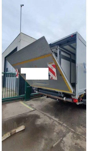 Dhollandia Tailgate / Loadboard / Laadklep / Achtersluitklep 2000 kg MBB / Palfinger / B.A.R. Cargolift - Trampilla elevadora: foto 4 Dhollandia Tailgate / Loadboard / Laadklep / Achtersluitklep 2000 kg MBB / Palfinger / B.A.R. Cargolift - Trampilla elevadora: foto 4