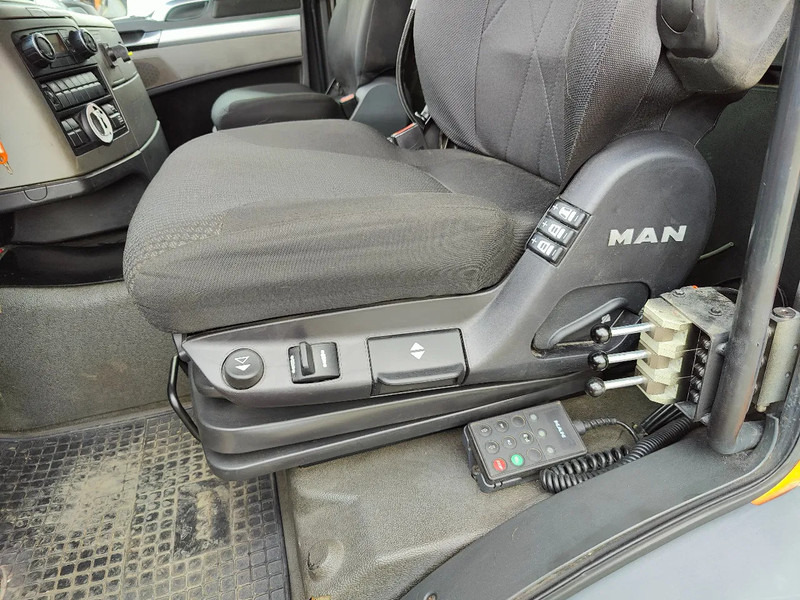 Camión multibasculante, Camión grúa MAN TGS 26.320 Palfinger PK20002 Cotainer Marrel: foto 15 Camión multibasculante, Camión grúa MAN TGS 26.320 Palfinger PK20002 Cotainer Marrel: foto 15