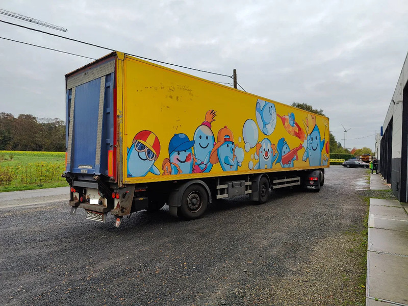 Semirremolque caja cerrada Renders X-Steering: foto 1