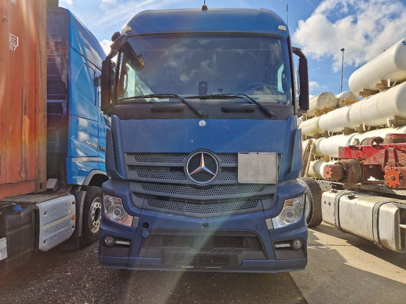 Mercedes-Benz ACTROS 1843 LS - Cabeza tractora: foto 2 Mercedes-Benz ACTROS 1843 LS - Cabeza tractora: foto 2