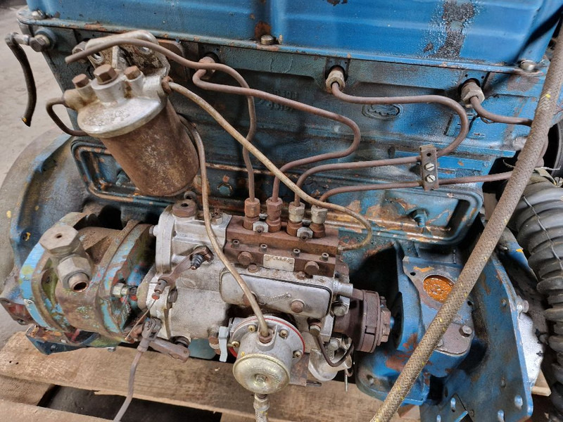 Motor Ford F2 6015: foto 7 Motor Ford F2 6015: foto 7