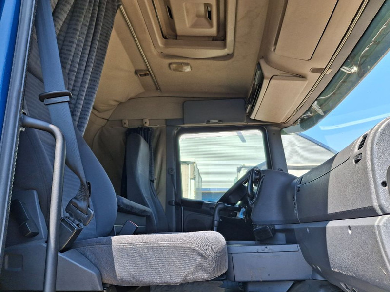 Scania R420 - Camión caja cerrada: foto 2 Scania R420 - Camión caja cerrada: foto 2