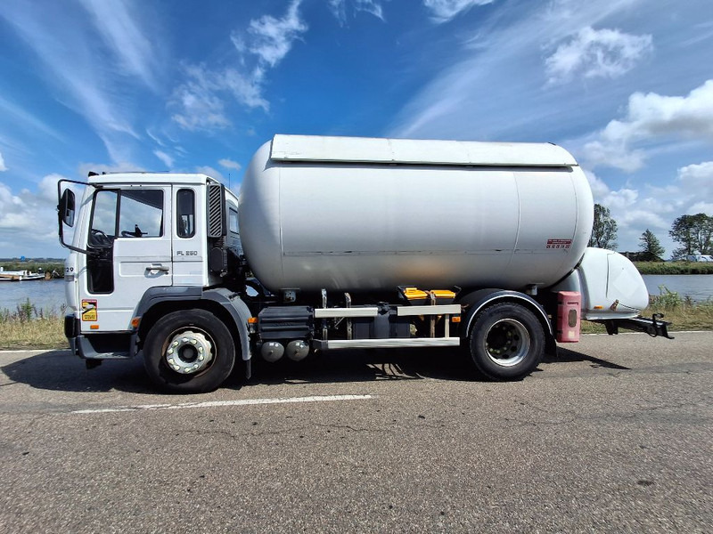 Volvo FL 250 GAS / LPG - Camión cisterna: foto 4 Volvo FL 250 GAS / LPG - Camión cisterna: foto 4