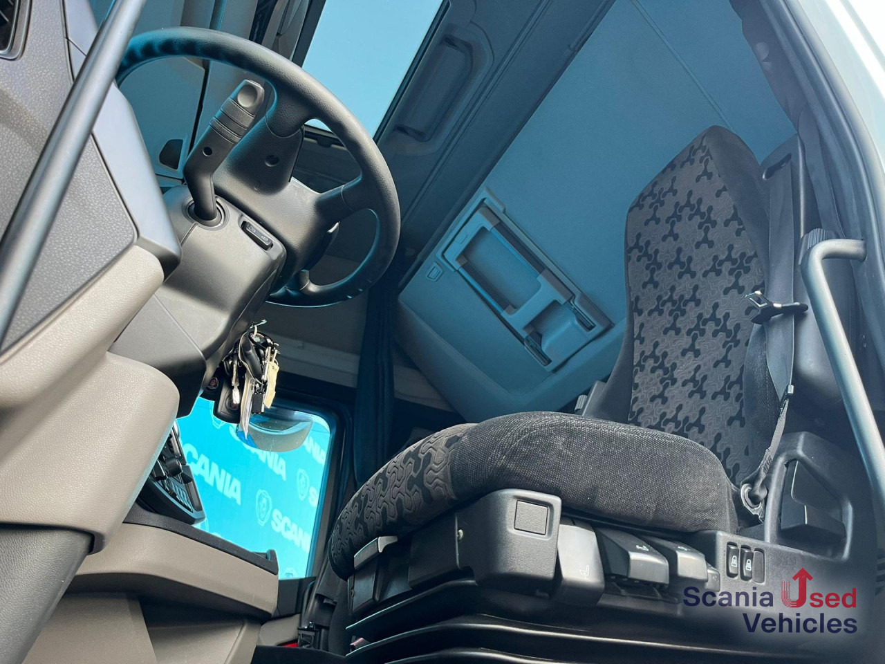 SCANIA R 450 A4x2NA RETARDER 8T DIFF-L SMART2 - Cabeza tractora: foto 2 SCANIA R 450 A4x2NA RETARDER 8T DIFF-L SMART2 - Cabeza tractora: foto 2