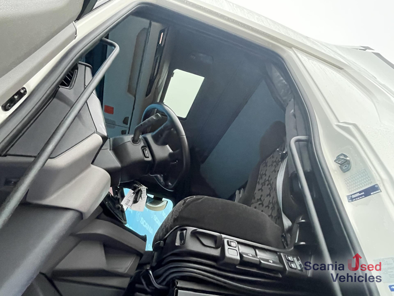 SCANIA S 500 A4x2NB DIFF-L RETARDER FULL AIR ACC 8T - Cabeza tractora: foto 5 SCANIA S 500 A4x2NB DIFF-L RETARDER FULL AIR ACC 8T - Cabeza tractora: foto 5