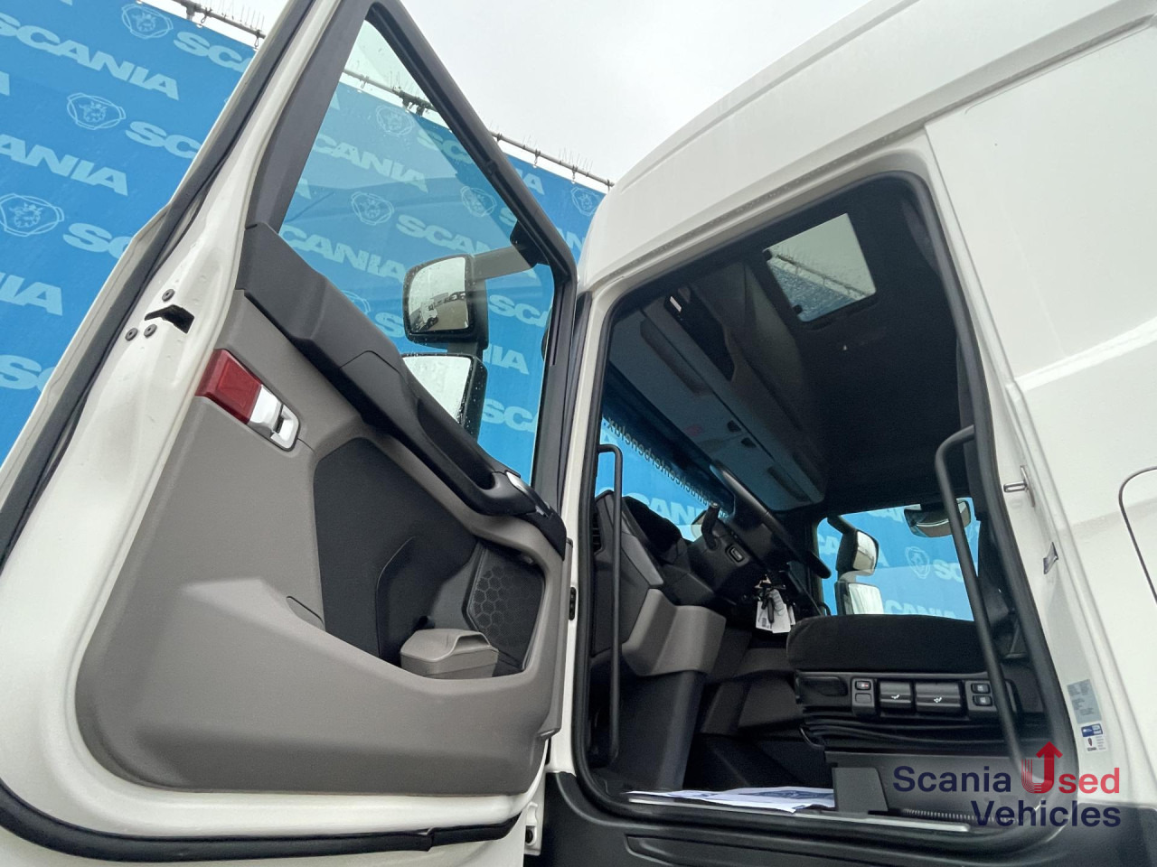 SCANIA S 500 A4x2NB DIFF-L RETARDER FULL AIR ACC 8T - Cabeza tractora: foto 4 SCANIA S 500 A4x2NB DIFF-L RETARDER FULL AIR ACC 8T - Cabeza tractora: foto 4