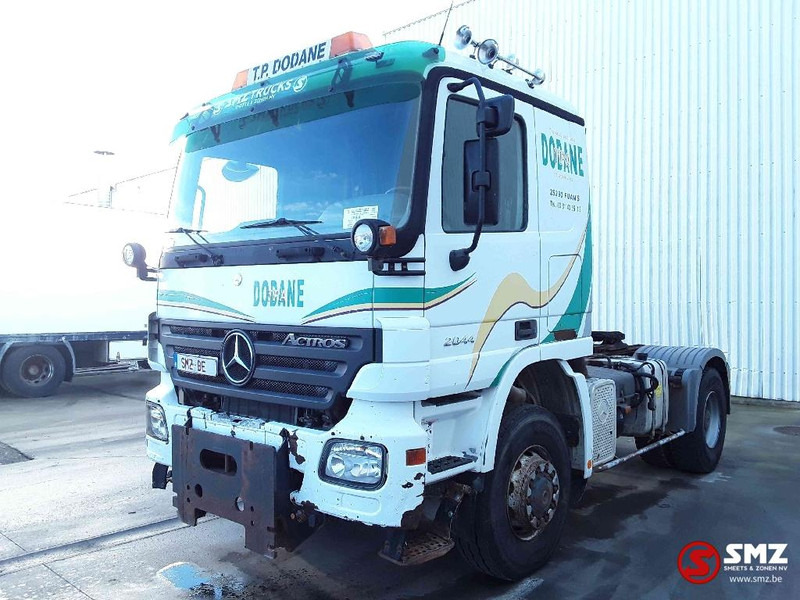 Mercedes-Benz Actros 2044 4x4 retarder hydrauclic - Cabeza tractora: foto 3 Mercedes-Benz Actros 2044 4x4 retarder hydrauclic - Cabeza tractora: foto 3