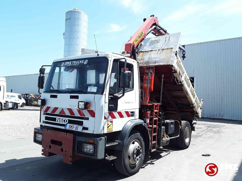 Iveco Eurocargo 150 E 18 120000km manual pump - Camión volquete, Camión grúa: foto 3 Iveco Eurocargo 150 E 18 120000km manual pump - Camión volquete, Camión grúa: foto 3