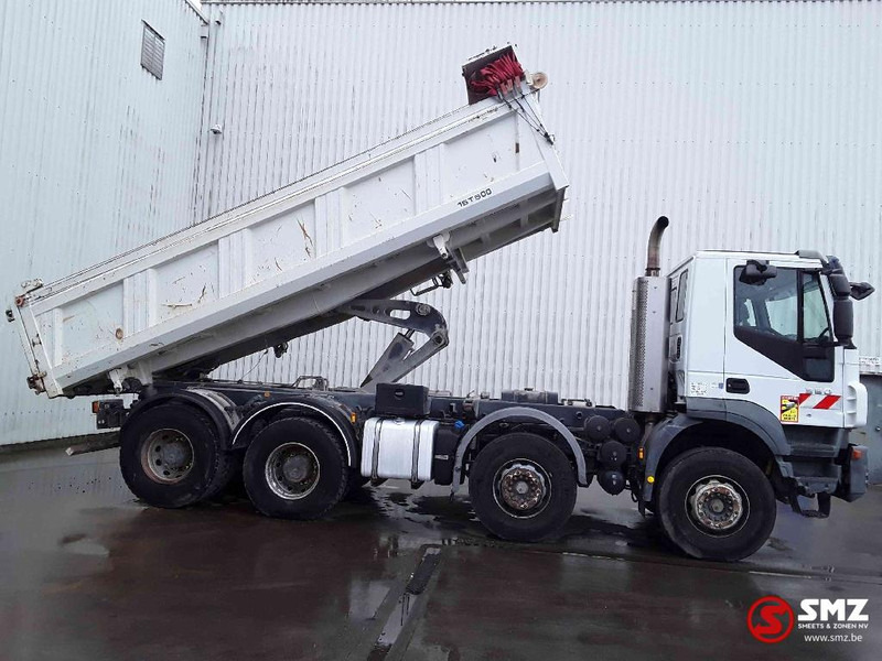 Iveco Eurotrakker 360 8x4 - Camión volquete: foto 4 Iveco Eurotrakker 360 8x4 - Camión volquete: foto 4