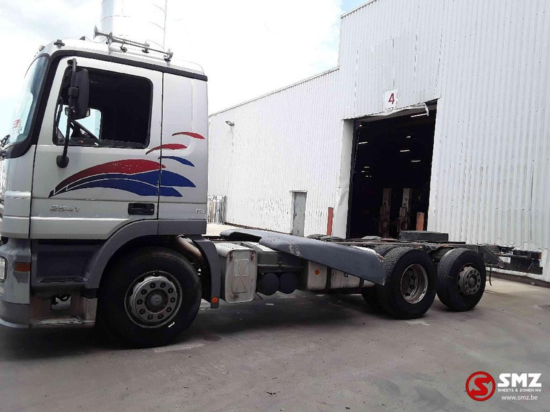 Mercedes-Benz Actros 2541 manual 6x2 - Camión chasis: foto 5 Mercedes-Benz Actros 2541 manual 6x2 - Camión chasis: foto 5