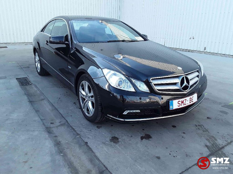Mercedes-Benz E-Klasse 250 CDI 60000 km automatic/parktronic ("12) no reg - Coche: foto 1 Mercedes-Benz E-Klasse 250 CDI 60000 km automatic/parktronic ("12) no reg - Coche: foto 1