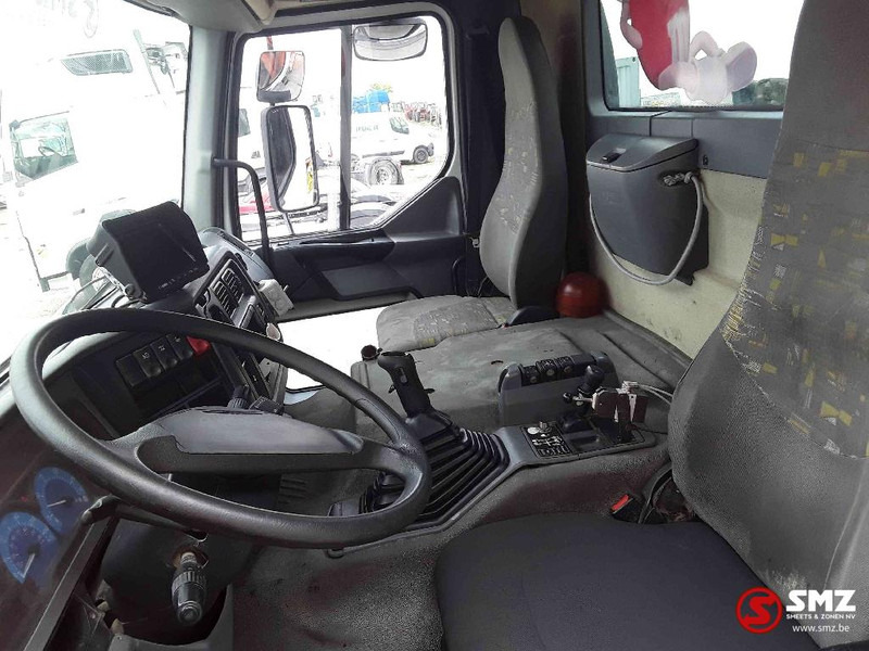 Camión volquete Renault Kerax 320: foto 7