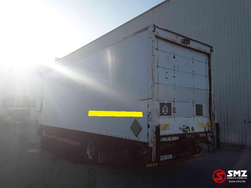 Camión caja cerrada Renault Midlum 220: foto 9