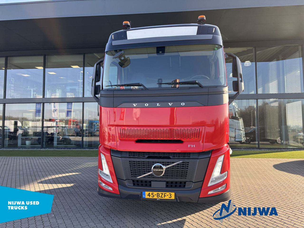 Volvo FH 460 Aero 6x2 Low Mileage + Liftas - Cabeza tractora: foto 5 Volvo FH 460 Aero 6x2 Low Mileage + Liftas - Cabeza tractora: foto 5