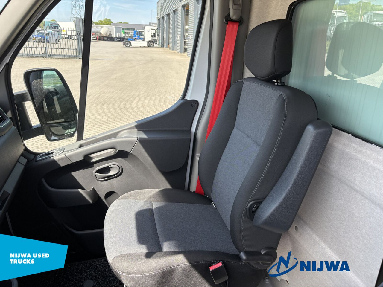Furgón Renault Master T35 165 Camera + Hulpluchtvering Kasten: foto 14