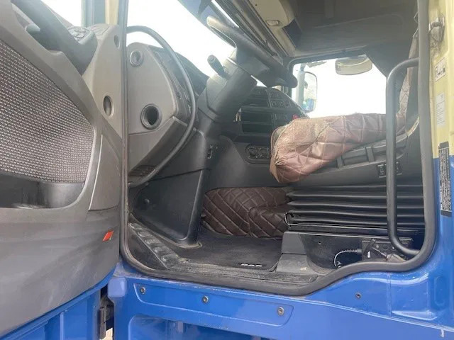 DAF XF 460 FT Euro6 Super Space Cab - Cabeza tractora: foto 4 DAF XF 460 FT Euro6 Super Space Cab - Cabeza tractora: foto 4